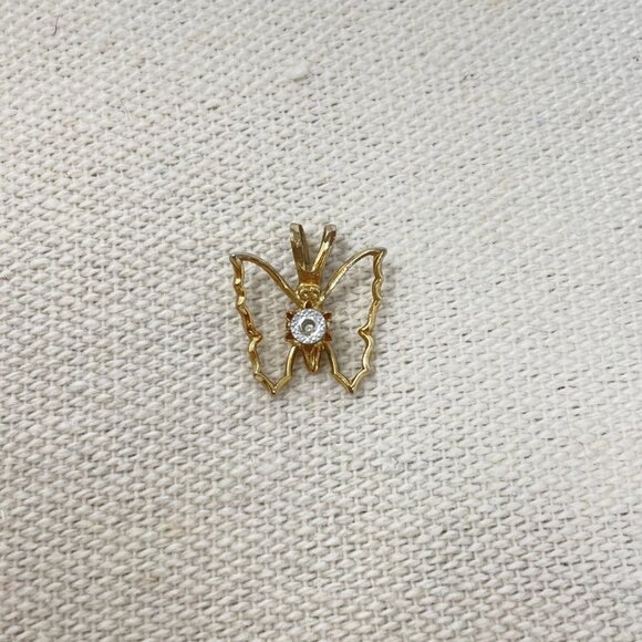 Butterfly Openwork Pendant With Diamond Chip Gold Tone Necklace Vintage - Picture 2 of 9